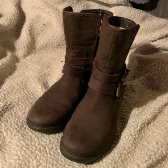 UGG Waterproof Fleece-lined side zip boots size 7.5 - Picture 9 of 9